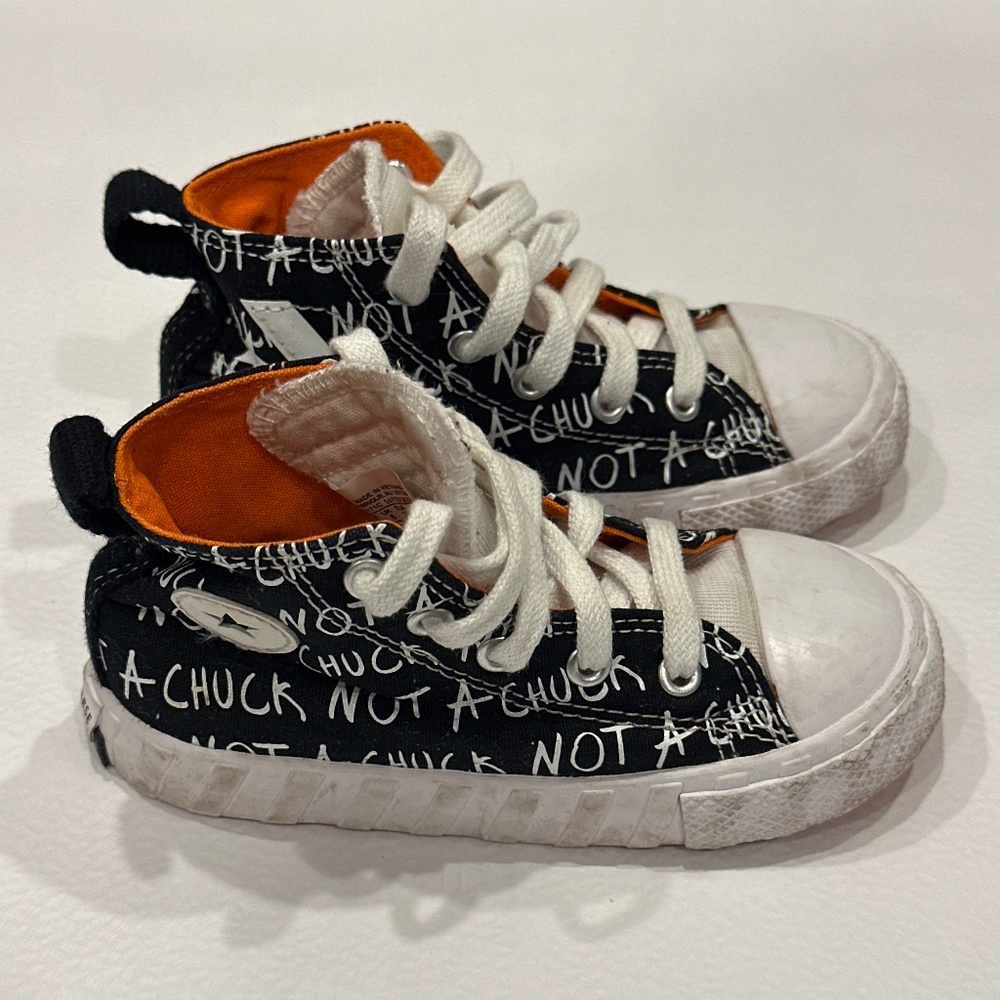 Converse Not A Chuck Toddler Size 8 Tennis Shoe
